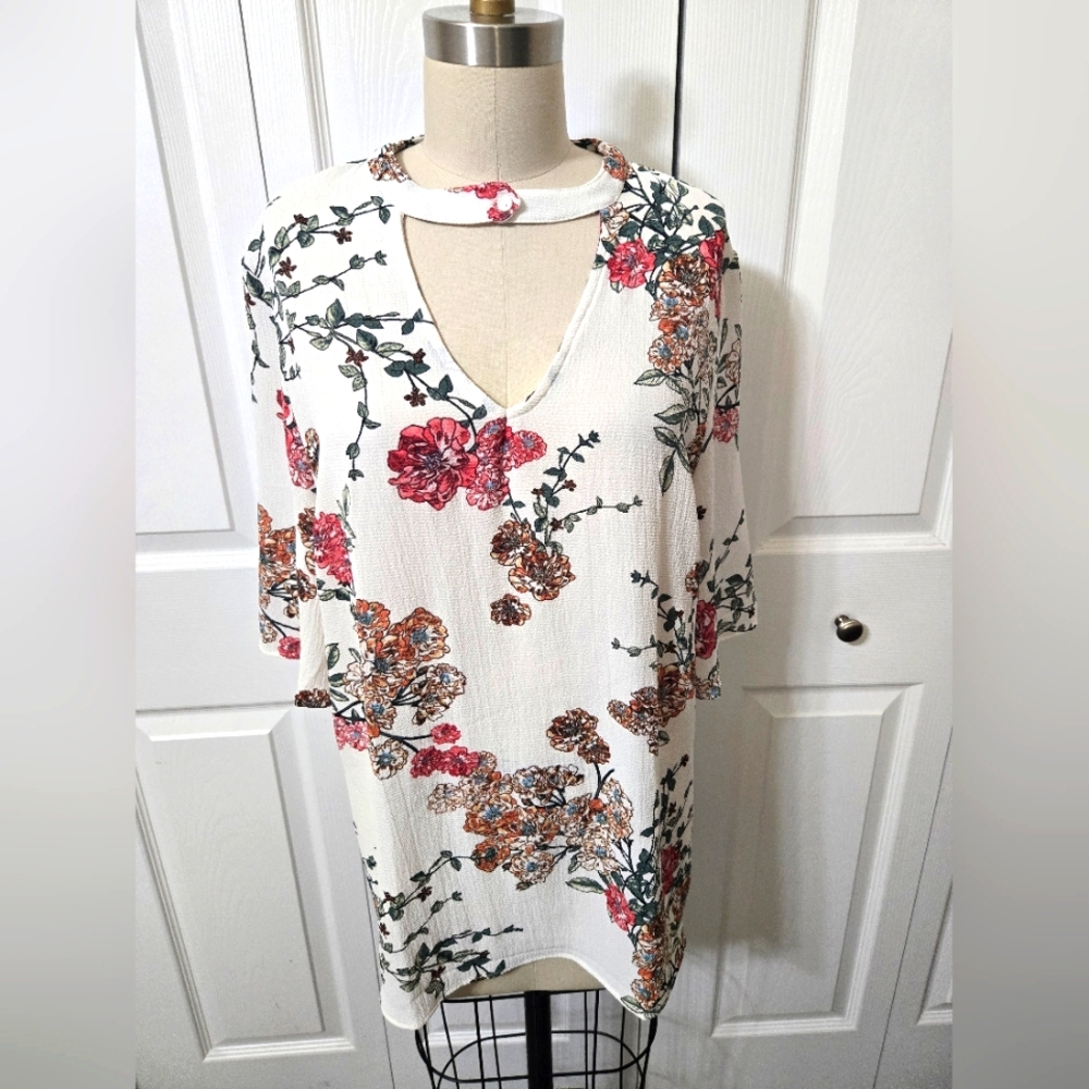 White Floral Top With Choker V-Neck, Size Large, New Without Tags